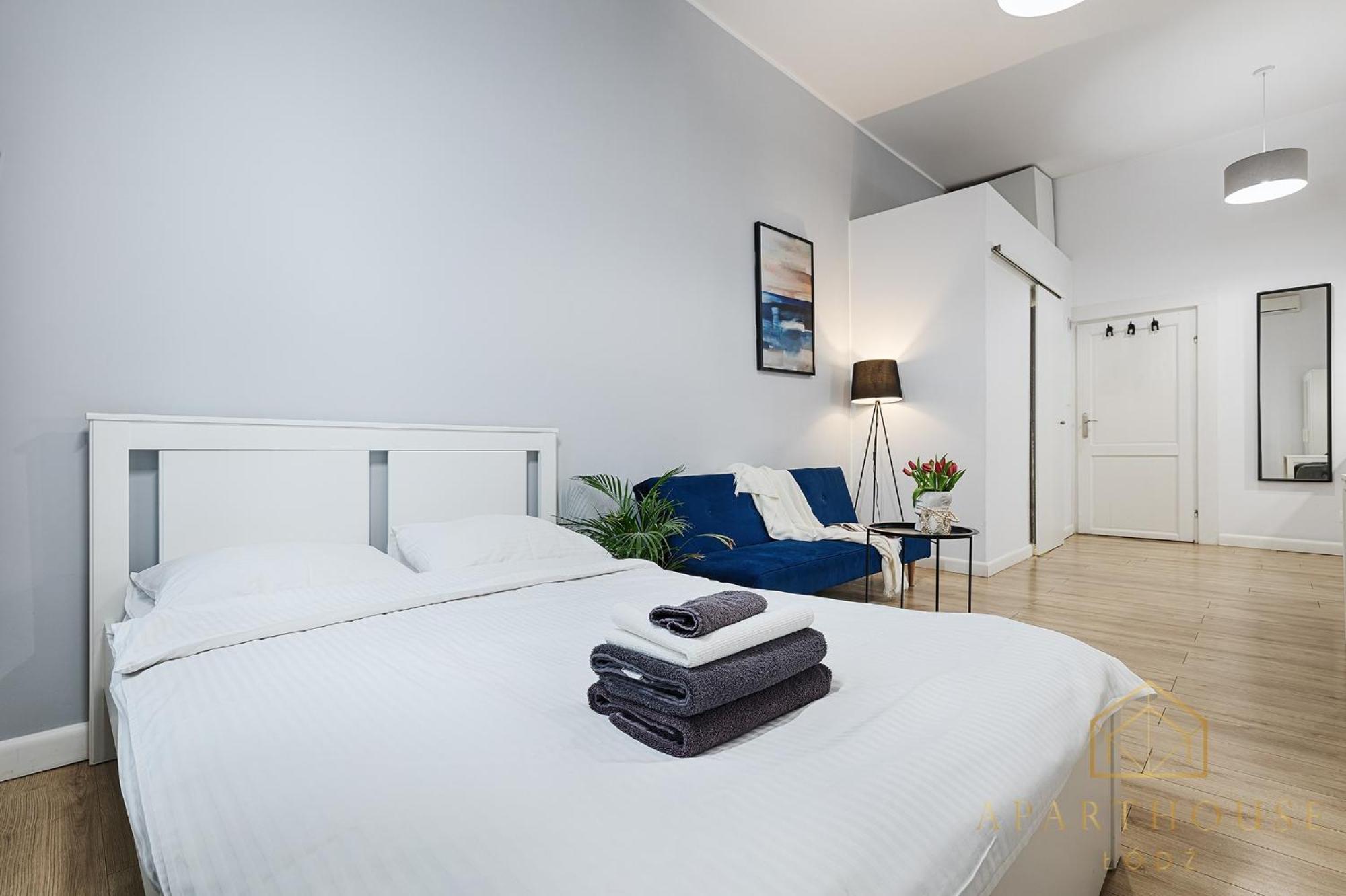 Royal Style Apartment Лодз Екстериор снимка